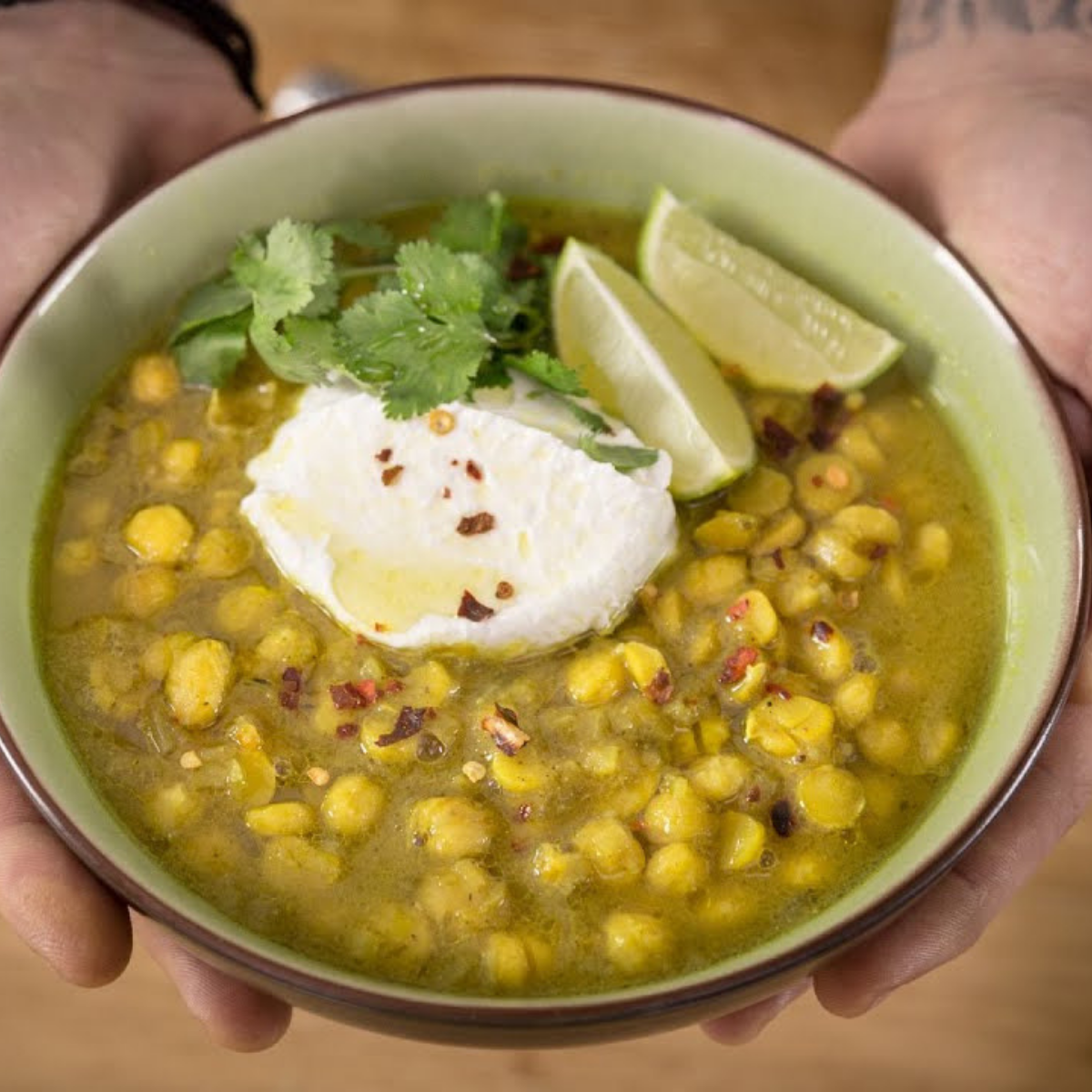 revithia-ston-foyrno